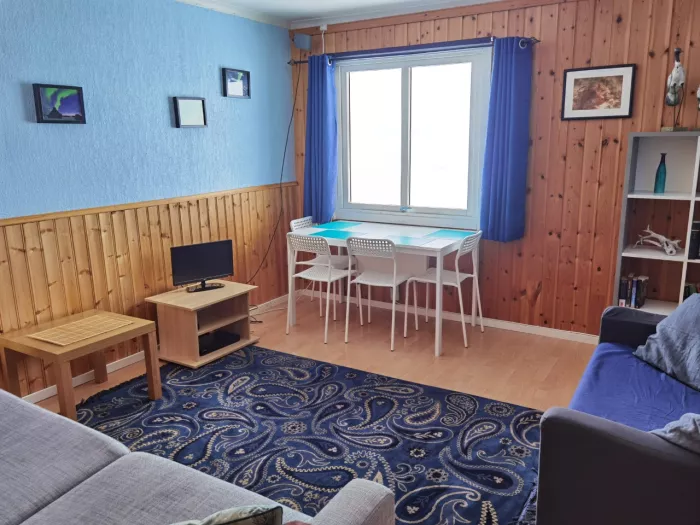 Arctic Colors Vandrarhem Northern Lights och Midnight Sun accommodation och restaurang