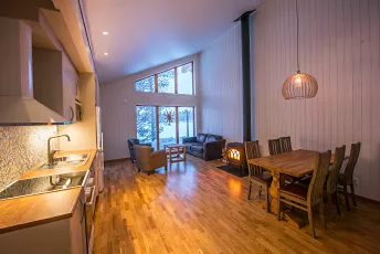 Pinetree lodge