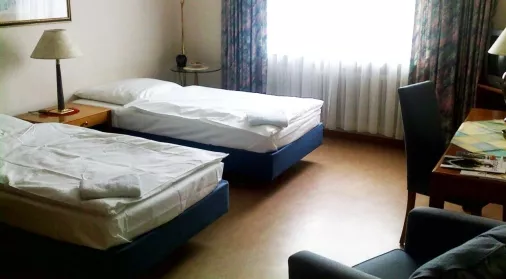 Målerås Vandrarhem och B&B